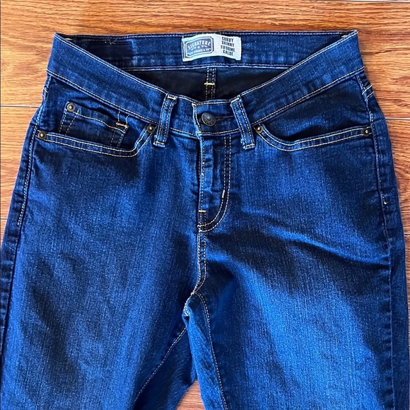 Levi's Curvy Skinny Deep Indigo Jeans - Picture 2 of 6